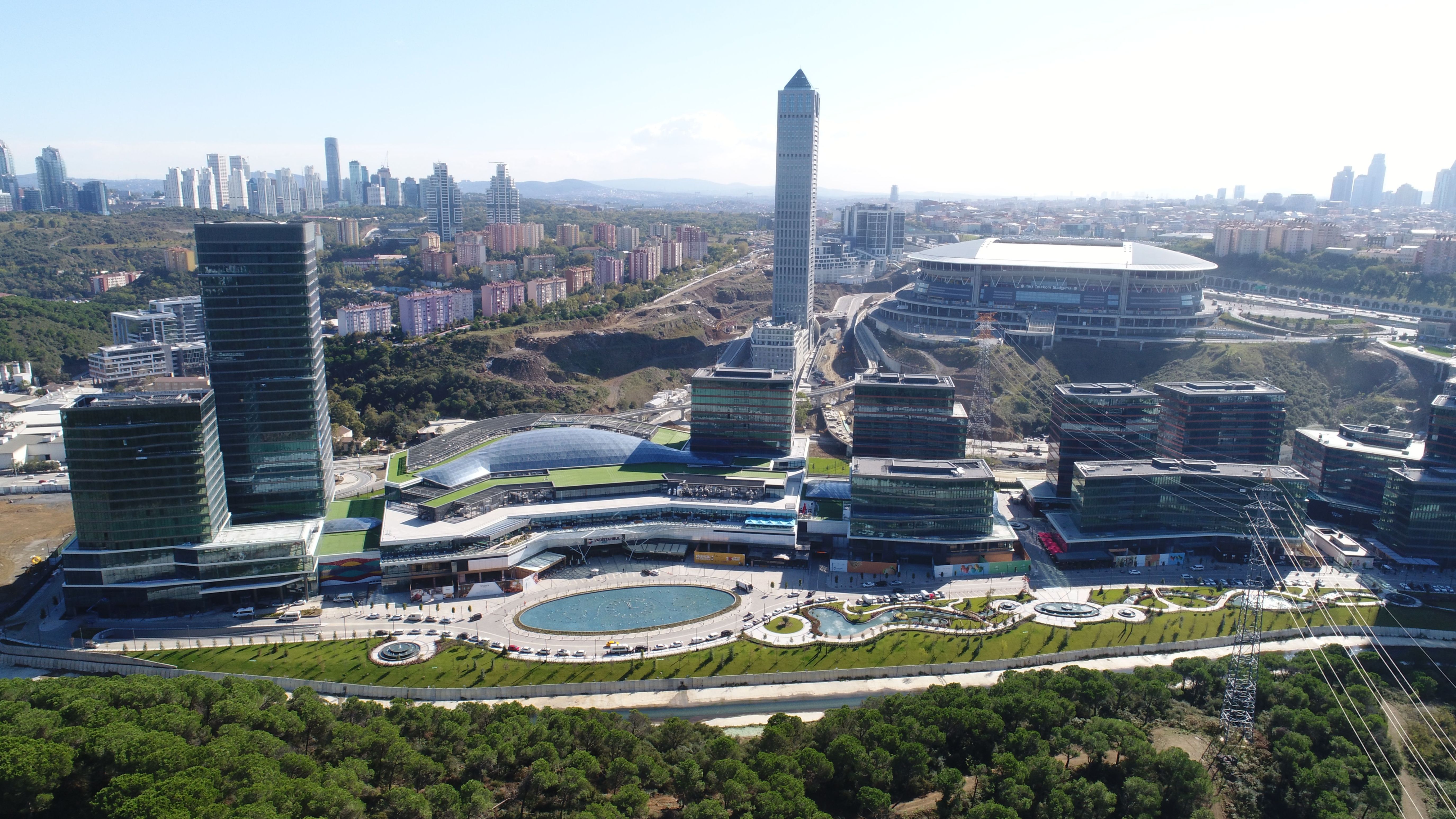 İlklerin AVM'si Vadistanbul Havaray keyfi sunacak