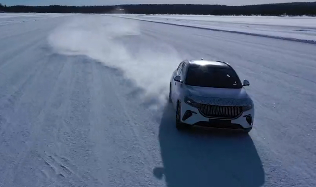 TOGG zorlu şartlarda bana mısın demiyor! TOGG kar ve buz sürüşü görüntüleri büyüledi...