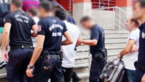 Bylock kullanan FETÖ'cü 37 Türk Telekom çalışanı tutuklandı