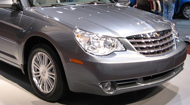 Fiat Chrysler 2 milyona yakın aracını hava yastığı problemi nedeniyle geri çağırdı