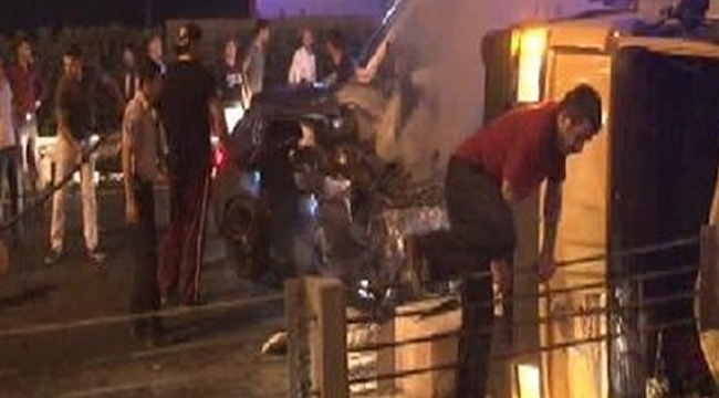 İstanbul Kağıthane'de feci trafik kazası: 2 ölü, 2 yaralı