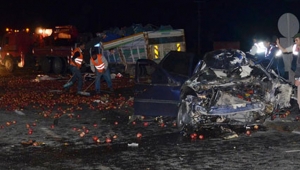 Konya'da korkunç trafik kazası! Kamyon Otomobile Çarptı: 2 Ölü 1 Yaralı