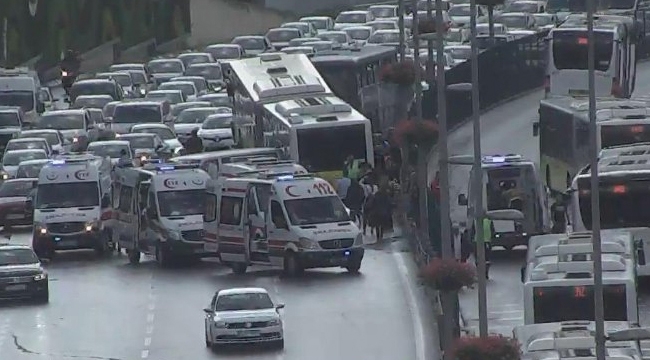 Son dakika haberi ) Metrobüs kazasında şoföre şemsiye ile saldıran o kişi tutuklandı