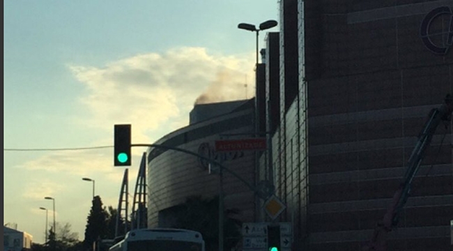 Son dakika haberi: İstanbul Capitol AVM 'de korkutan yangın