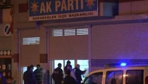 AK Parti ilçe binası silahlı saldırıya uğradı