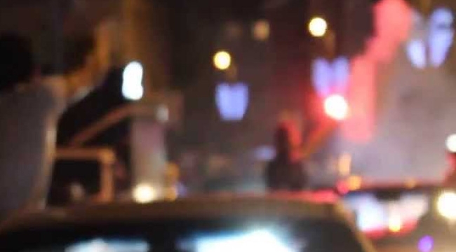 Asker uğurlaması konvoyunda kazada bıçaklar konuştu:10 yaralı var