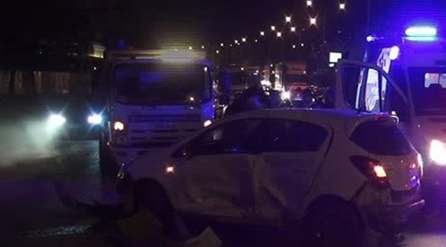 İstanbul D-100’de zincirleme kaza trafiği kilitledi