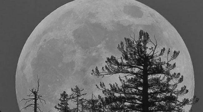 Süper Ay bekleyenler dikkat! Sadece saatler kaldı