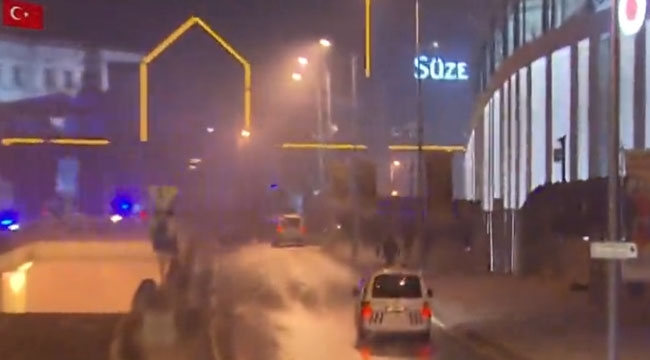 Beşiktaş'ta kalleş saldırı! Çevik Kuvvet Otobüsüne giden polislere bomba atıldı