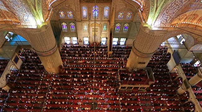 Cuma namazı saat kaçta kılınacak?