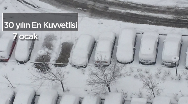 Son dakika: İstanbul'da kar kalınlığı 40 santimetreyi geçti