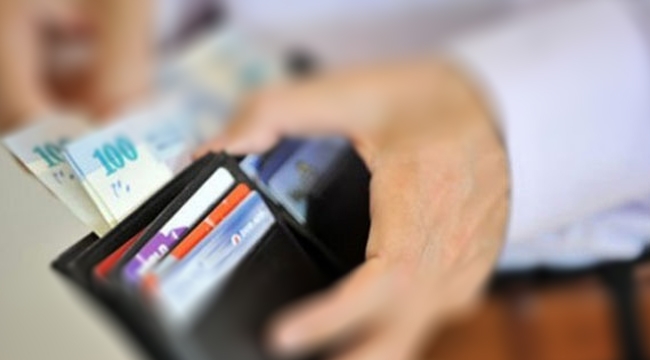 Bayram öncesi milyonlarca emeklinin maaşı erken yatacak