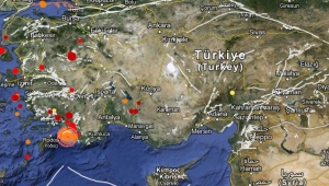 Ege gece boyu diken üstündeydi artçı depremlerle sabaha kadar sallandı