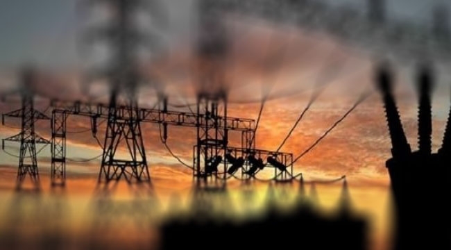 Bakan Albayrak açıkladı; "Anlık elektrik tüketiminde rekor kırıldı!"