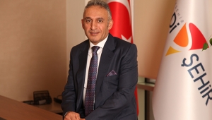 Yüksel Akgül, "karanlığa hiç düşmedik, bugün olduğu gibi yarın da önümüz aydınlık"