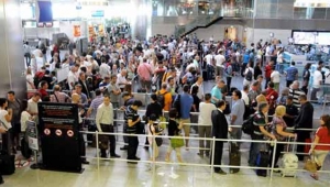 İstanbul havalimanlarında tarihi rekor! Sabiha Gökçen'de 1 günde 109 bin kişi...