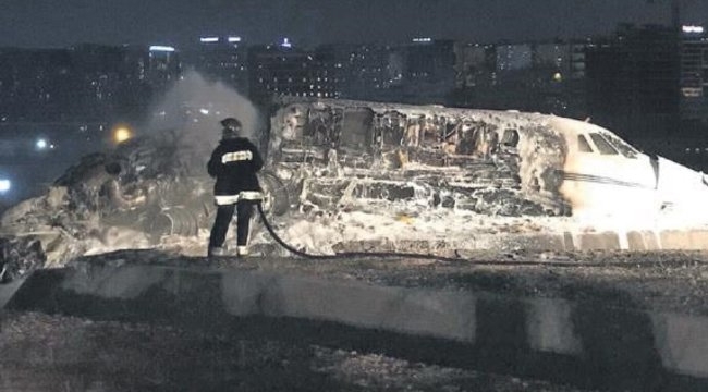 Atatürk Havalimanı pistinde jet kazası! Pistten çıktı, alev alev yandı...