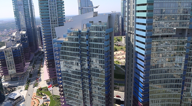 Ağaoğlu `Cadde 1453`ticari alanlara büyük ilgi