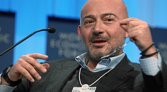 Ferit Şahenk, Soma için inşa edilen 306 daireyi teslim etti