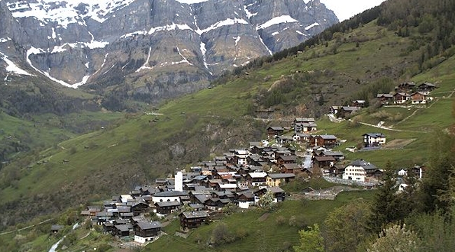 Öyle bir köy düşünün ki yerleşene 70 bin dolar