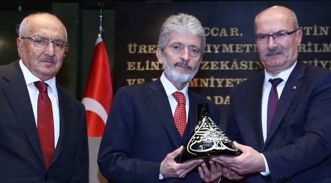 Ankara Büyükşehir Başkanı Tuna, ATO toplantısında konuştu