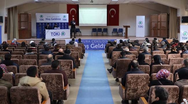 Karaman TOKİ konutlarında kura çekilişi heyecanı