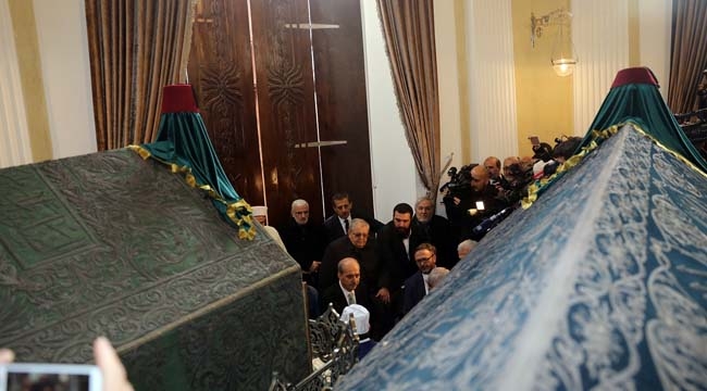 3 SULTAN, 19 HANEDAN’IN BULUNDUĞU TÜRBE AÇILDI