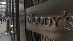 Moody's görünümü durağana çevirdi