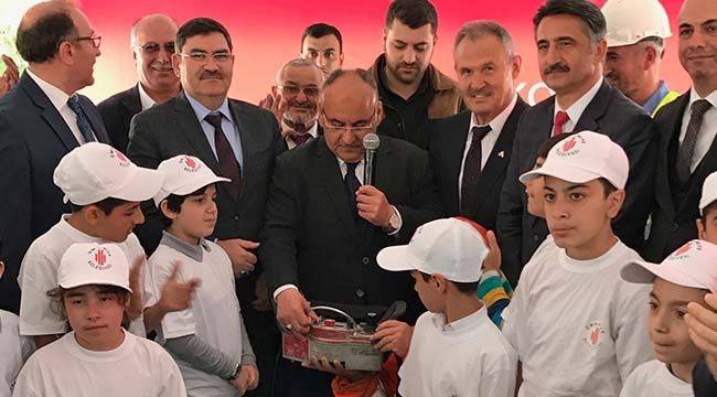 Artaş İnşaat'dan Ümraniye'ye ilkokul