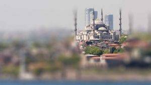 Tarihi yapıları gölgeleyecek binalar yıkılacak