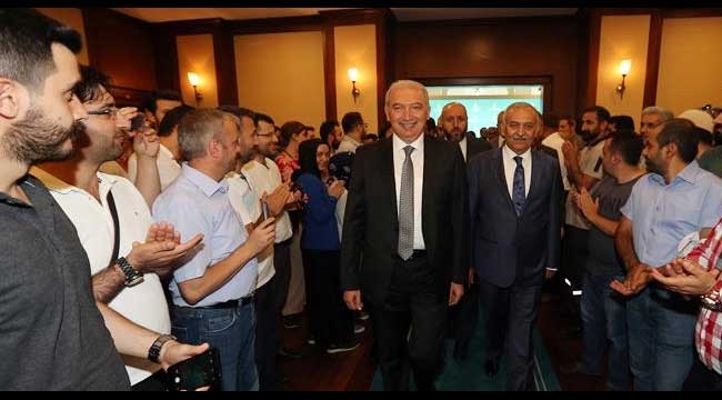 İstanbul`da İSKİ ve İGDAŞ çalışanı 5 bin 457 işçi toplu iş sözleşmesi imzaladı