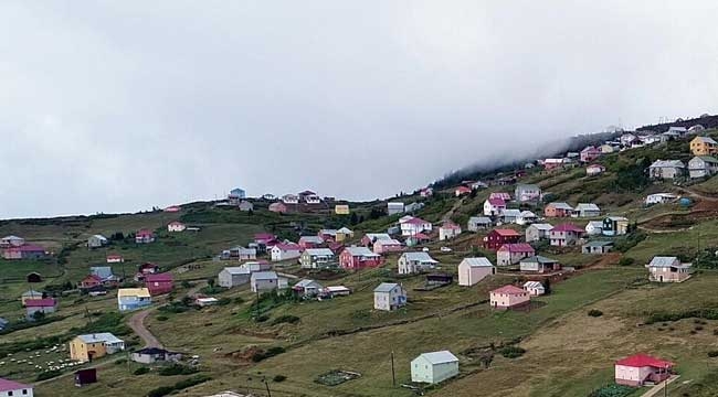 Bakan Özhaseki`den flaş `Yayla evleri` açıklaması