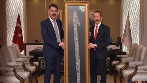 Emlak Konut Genel Müdürü Gedikli Bakan Kurum'u ziyaret etti