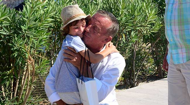 Ağaoğlu, Ali Ege ile bayram keyfinde