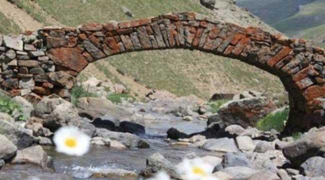 Çalındığı iddia edilen taş köprü gerçeği