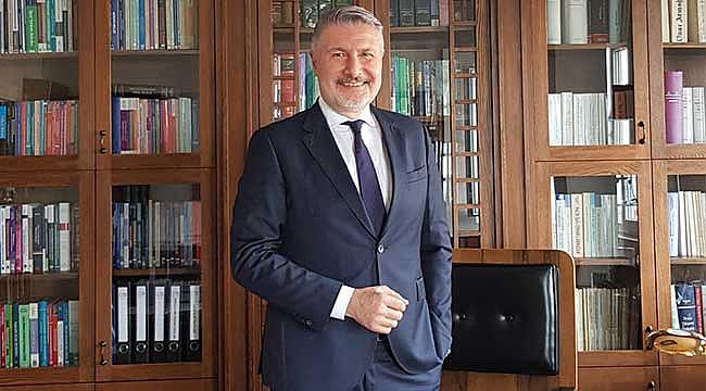 Prof. Dr. Bahadır Erdem: Ülkeye faydalı olacaklara vatandaşlık verilmeli