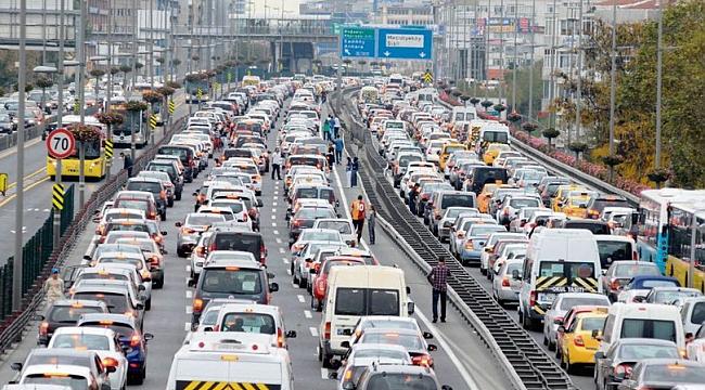 Trafiğe kayıtlı araç sayısı Nisan ayı sonu itibarıyla 23 008 927 oldu