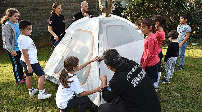 Kadıköy'de Deprem Eğitimi