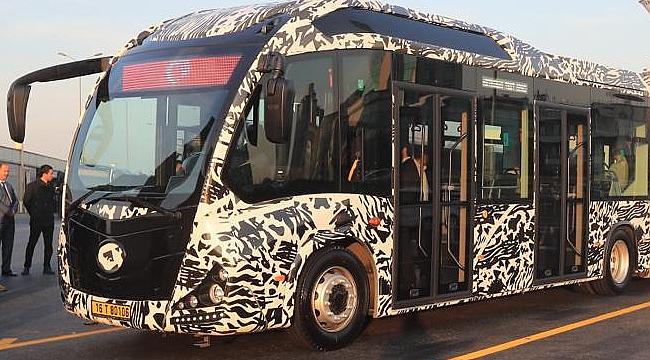 İBB Başkanı İmamoğlu yerli üretim metrobüs için düğmeye bastı