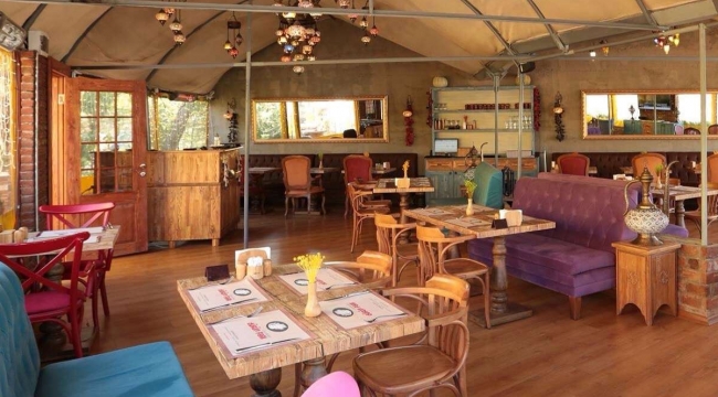 İstanbul'da Kemerburgaz Göktürk kahvaltı sofrası hazır! Organik ve zengin bir kahvaltı için vazgeçilmez mekan...