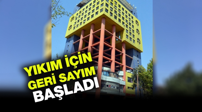 Dünyanın en saçma binasının yıkımı için geri sayım başladı