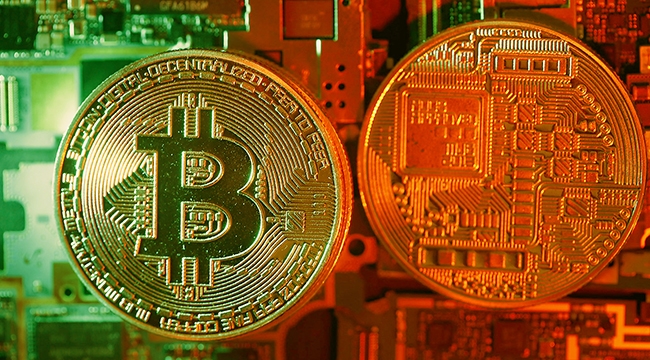 Dev fon yöneticisinden Bitcoin açıklaması! "Müziği durduracaklar"
