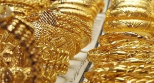 Altın fiyatları haftaya hangi fiyatlarla başladı? Spot altın piyasası 4 Nisan açılış rakamları...