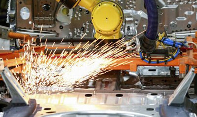 Sanayi üretimi yıllık yüzde 9,1 arttı