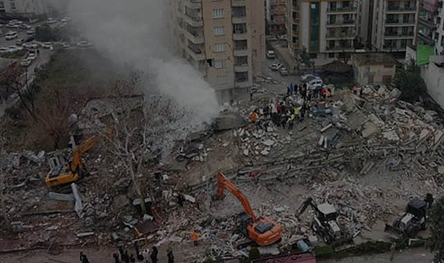 Tahincioğlu, deprem bölgesine iş makineleri yolladı
