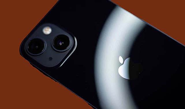 iPhone modellerine Dolar zammı! En ucuz iPhone modeli fiyatı ve en pahalı iPhone fiyat listesi belli oldu