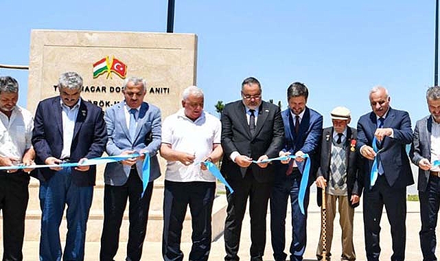 Macaristan-Türkiye dostluğunun Anıt’ı dikildi