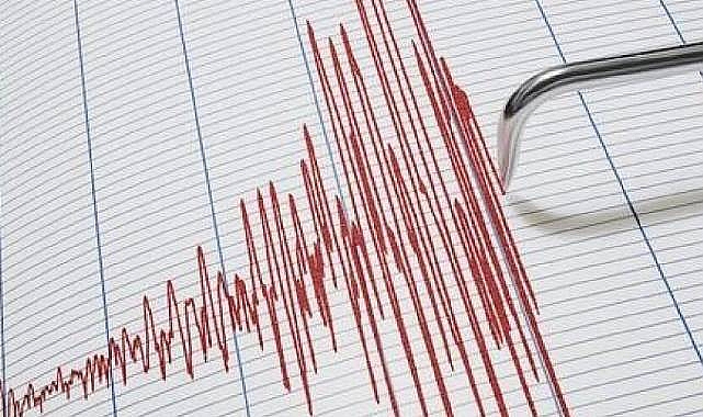 Son Depremler: Ege'de İzmir Kuşadası merkezli 5.1 büyüklüğünde deprem meydana geldi!