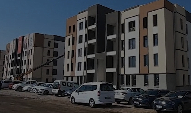 1423 daireli Diyarbakır TOKİ deprem konutları hak sahipleri