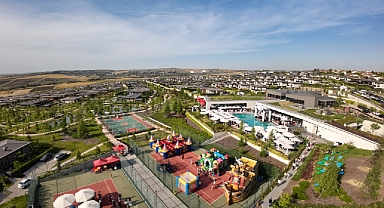 Büyükçekmece'deki doğa içinde bulunan projede festival